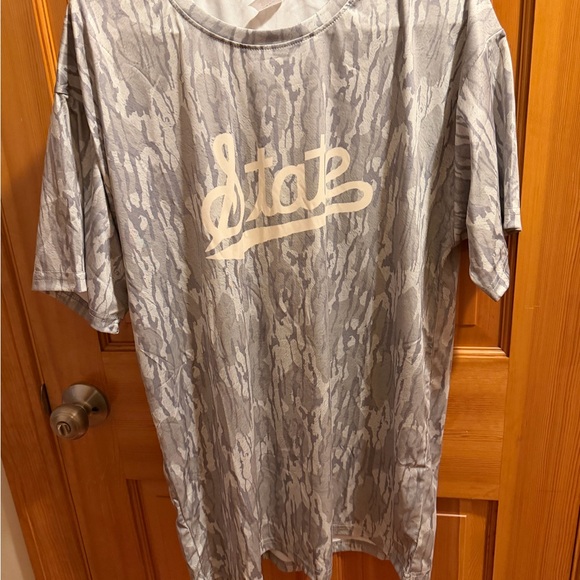 Other - Dry fit T-Shirt size L